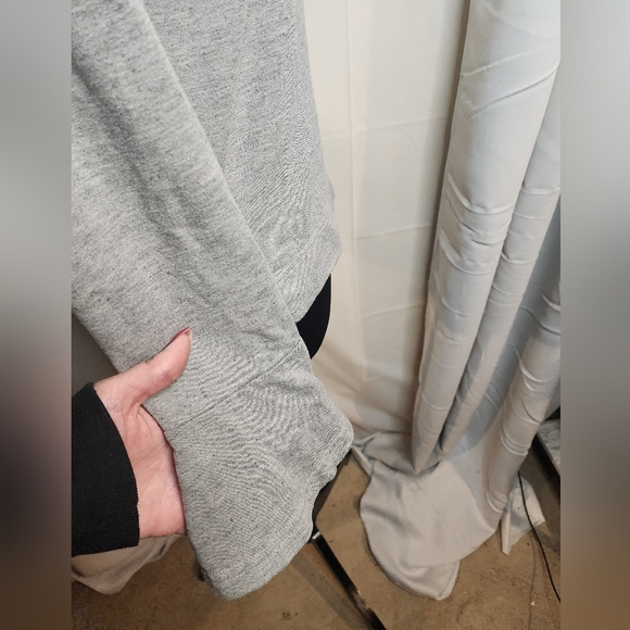 P.S. by Aeropostale Grey Sweatshirt - Picture 3 of 7